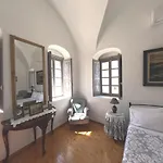 Вилла Oia's Heritage Captain Mansion