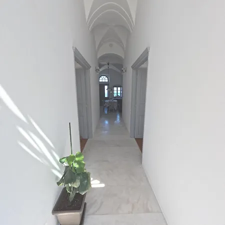 Oia's Heritage Captain Mansion Villa Oia
