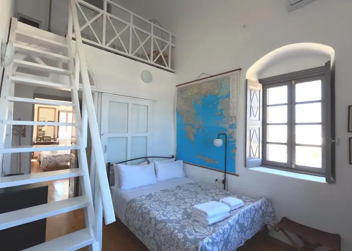 别墅 Oia's Heritage Captain Mansion