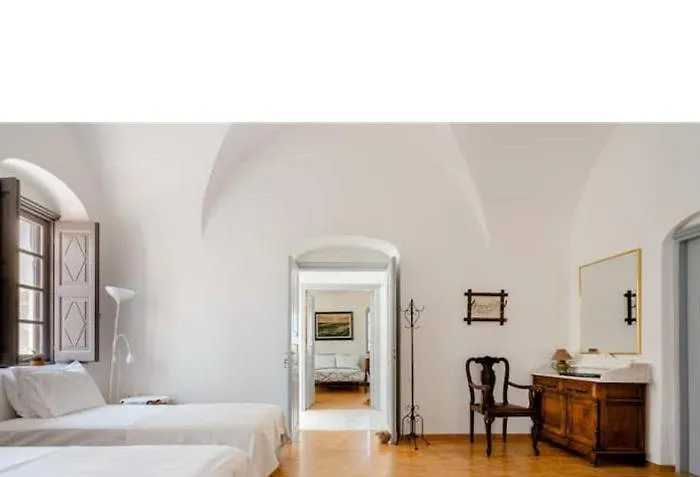 别墅 Oia's Heritage Captain Mansion