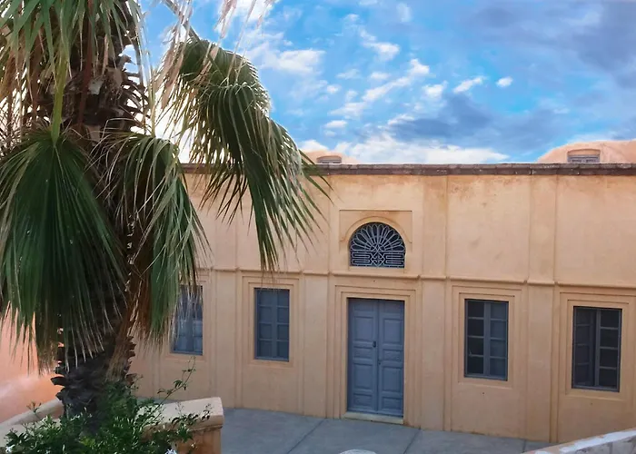 Villa Oia's Heritage Captain Mansion