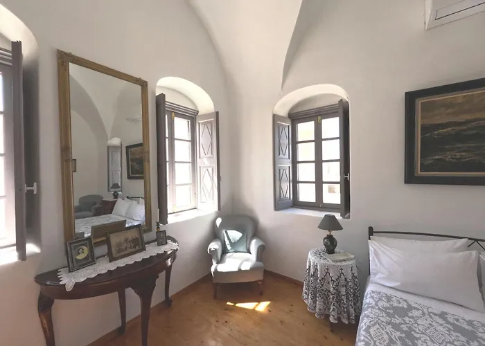 别墅 Oia's Heritage Captain Mansion