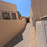 Villa Oia's Heritage Captain Mansion Ía