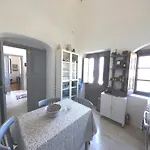 Oia's Heritage Captain Mansion וילה אויה